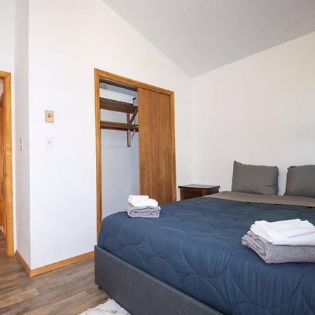 Entire 3 Bedroom Adventure Chalet, Near The Best Of The Poconos East Stroudsburg Zewnętrze zdjęcie